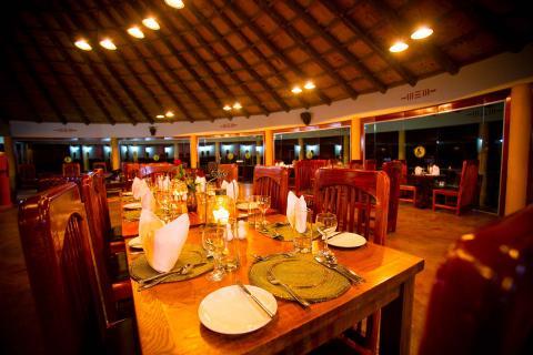 RESTAURANT WITH PANORAMIC VIEWS