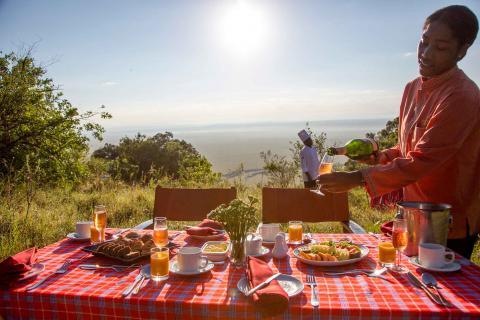 BREAKFAST WITH A VIEW